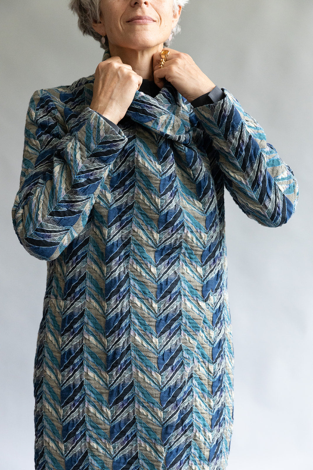 Jacquard Envelop Coat